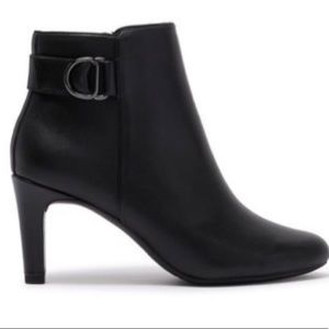Bandolino Black Lanna Booties 7.5